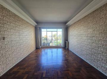 Departamento · 107m² · 5 Ambientes · 1 Cochera · Departamento 5 Ambientes en Venta en Avellaneda