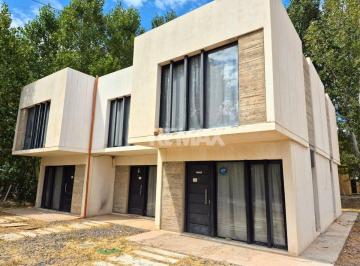 Casa · 82m² · 3 Ambientes · Venta Duplex en La Forestada Añelo