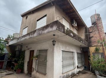 PH · 87m² · 4 Ambientes · 1 Cochera · Venta PH 4 Ambientes con Cochera Quilmes Oeste