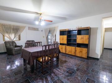 Departamento · 90m² · 4 Ambientes · Venta Depto 4 Amb Luminoso en Complejo Cerrado