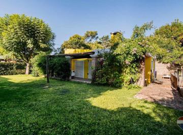 Casa · 87m² · 3 Ambientes · 2 Cocheras · Casa en Venta en City Bell