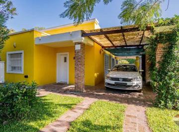 Casa · 87m² · 3 Ambientes · 2 Cocheras · Casa en Venta en City Bell