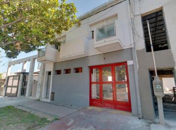 Casa · 100m² · 7 Ambientes · 3 Cocheras · Casa a La Venta en La Plata