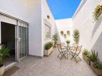PH · 62m² · 3 Ambientes · Venta PH 3 Ambientes con Patio, Amplio, Sarandí