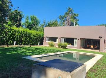 Casa · 193m² · 4 Ambientes · Venta Casa Dos Dorm., Parque Pileta. Funes