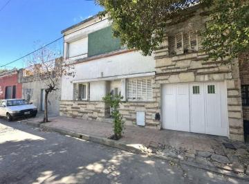 Casa · 159m² · 5 Ambientes · Venta San Martin Casa a Remodelar Bv Las Heras