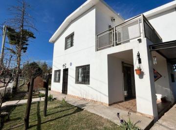 Casa · 93m² · 5 Ambientes · 1 Cochera · Venta Casa 2 Dor 2 Baños en Bialet Masse
