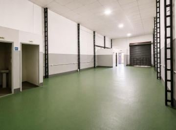 Bodega-Galpón · 160m² · Venta Galpon con Local Comercial San Martin