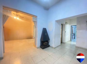 Casa · 125m² · 4 Ambientes · 1 Cochera · Venta Casa 3 Habitaciones con Jardín Villa Lynch