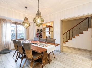 Casa · 225m² · 5 Ambientes · 1 Cochera · Venta Casa 5 Ambientes Pileta Villa Devoto