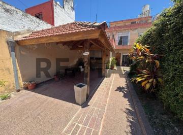 PH · 104m² · 4 Ambientes · 1 Cochera · Venta PH Tipo Casa 4 Amb Victoria