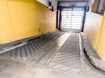 Garage · 12m² · Cochera en Venta en Flores – Ideal Inversión
