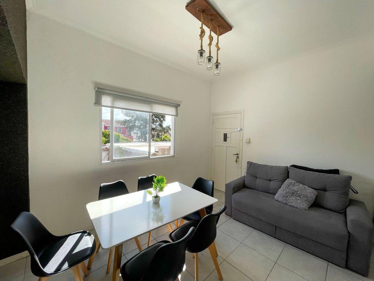 ph 3 ambientes | 45,5 m² | 1° piso por escalera | sin expensas | luminoso