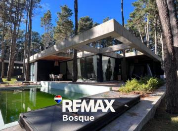 Casa · 213m² · 5 Ambientes · Venta Casa Villa Robles Hormigon Visto