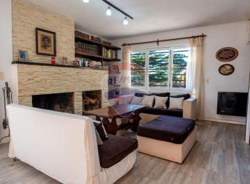Casa · 230m² · 3 Ambientes · 2 Cocheras · Casa Venta Villa Gesell Dos Casas