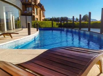 Departamento · 50m² · 2 Ambientes · 1 Cochera · Excelente en Villa Huapi con Costa de Lago