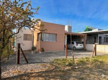 Casa · 95m² · 5 Ambientes · 1 Cochera · Venta Casa en Salsipuedes