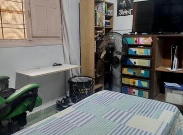 PH · 100m² · 5 Ambientes · Venta PH 3 Habitaciones B° Alberdi Cba con Renta