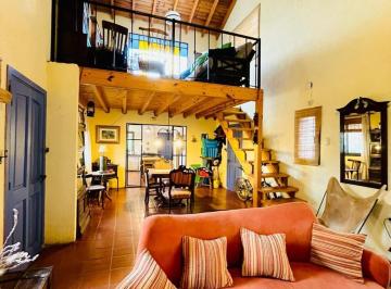 Casa · 131m² · 3 Ambientes · 1 Cochera · Venta Casa 1 Dormi Gran Lote en Mendiolaza Córdoba