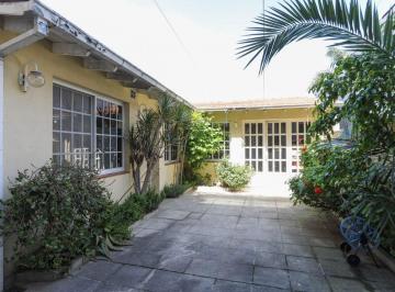 Casa · 388m² · 5 Ambientes · 6 Cocheras · Venta Casa 5 Amb. 2 Galpones Oficina Florida Mitre