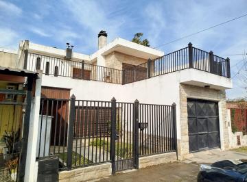 Casa · 180m² · 5 Ambientes · 1 Cochera · Casa en Venta 5 Amb en Jose C Paz, Apta Crédito