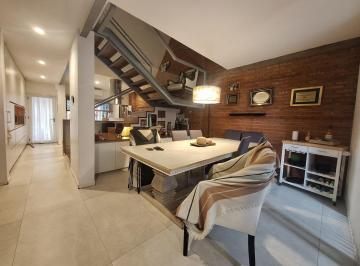 Casa · 167m² · 5 Ambientes · 2 Cocheras · Casa de 5 Ambientes en Venta en Tortuguitas