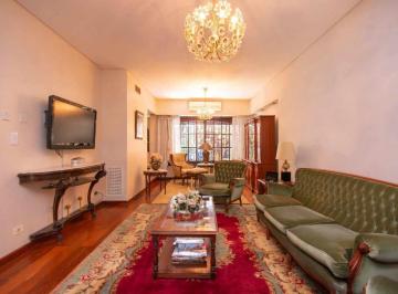 Casa · 208m² · 5 Ambientes · 1 Cochera · Venta Casa 5 Amb. Terraza Garaje Villa del Parque