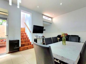 PH · 85m² · 3 Ambientes · PH 3 Amb. Patio Parrilla Excelente Parque Cha