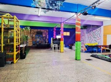 Local comercial · 1038m² · Venta Local Comercial - Salon de Fiestas