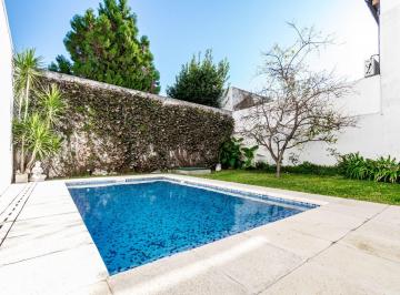 Casa · 229m² · 5 Ambientes · 2 Cocheras · Venta Casa en V. Pueyrredon Impecable Estado