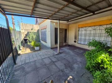Casa · 77m² · 4 Ambientes · 1 Cochera · Casa Venta Ituzango Norte 4 Amb Apta Credito Hipo