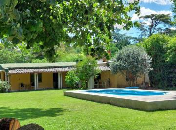 Quinta vacacional · 150m² · 2 Dormitorios · 2 Cocheras · Venta Casa Multifamiliar o Quinta 2000 m² - Delviso