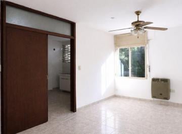 Departamento · 70m² · 4 Ambientes · 1 Cochera · Departamento Venta Tolosa 3 Dorm. Apto Banco