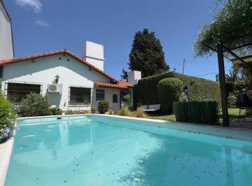 Casa · 79m² · 4 Ambientes · 2 Cocheras · Venta Casa 4 Ambientes Hurlingham