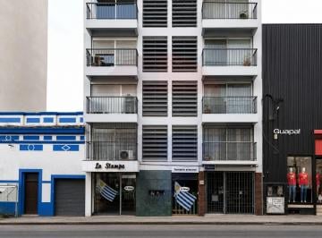 Departamento · 44m² · 3 Ambientes · Venta Apartamento de 2 Dorm. en Tres Cruces