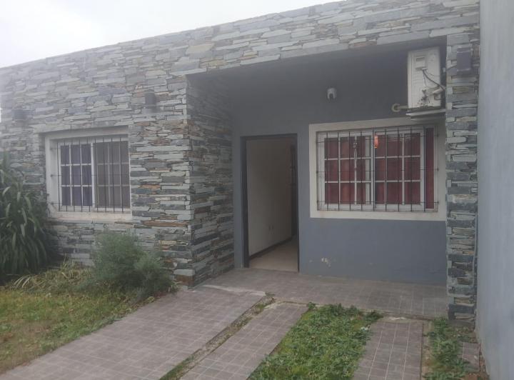 Casa · 65m² · 3 Ambientes · 1 Cochera