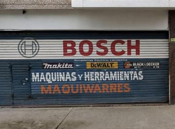 Local comercial · 138m² · Venta Local Comercial Sobre Av Warnes