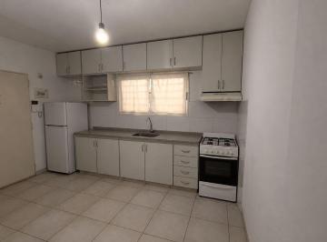Departamento · 34m² · 2 Ambientes · 1 Cochera · Venta Depto 2 Amb C/cochera y Balcon - Caseros