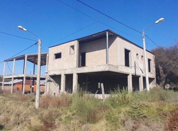 Local comercial · 383m² · Locales y Departamentos en Construcción en Toay