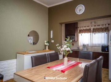 Casa · 150m² · 3 Ambientes · 1 Cochera · Venta Casa 2 Dorm Patio, Apta Credito. La Piedad