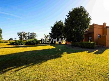 Terreno · 2000m² · Lote en Venta con Vista Abierta a La Laguna