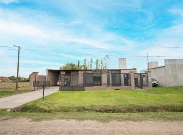 Casa · 94m² · 3 Ambientes · 1 Cochera · Casa en Venta en Recreo – Las Mercedes