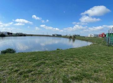 Terreno · 856m² · Venta Lote a La Laguna Santa Clara Al Sur/ Canning