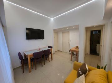 Departamento · 49m² · 3 Ambientes · Venta Depto 3 Amb Reciclado con Patio en Chauvin