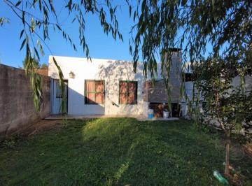 Casa · 80m² · 3 Ambientes · 2 Cocheras · Casa en Venta San Antinio de Areco, PH Lote Propio