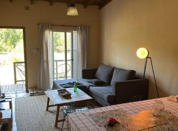 Casa · 80m² · 4 Ambientes · 2 Cocheras · 2 Deptos + Lote Amplio | Gran Potencial Turistico