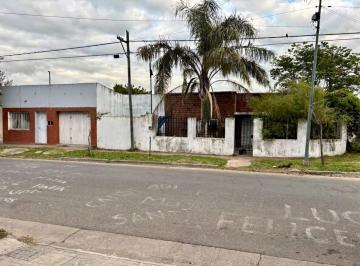 Casa · 200m² · 3 Ambientes · 1 Cochera · Venta Casa - Depto a Refaccionar, San Nicolas