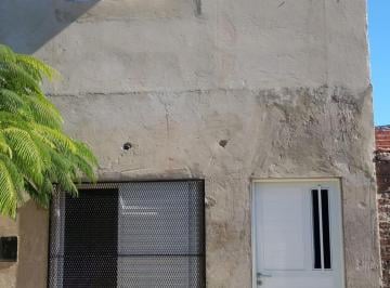 Casa · 72m² · 2 Ambientes · Departamento de 1 Dormitorio + Proyecto en Venta