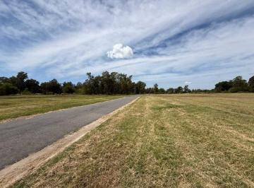 Terreno · 1525m² · Lote en Pinares Country Club