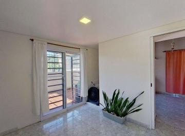 Departamento · 88m² · 3 Ambientes · Venta Dpto 3 Amb Fcio Varela Centro con Patio